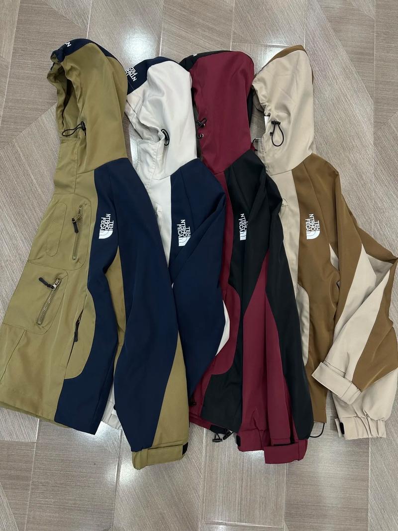 工廠源頭直供，揭秘服裝批發的高效生意經